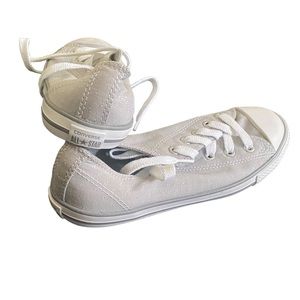 Converse All Star NEW pale gray canvas dainty sneakers tennis shoes